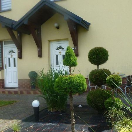 Apartament Bieszczady 米奇科夫采 外观 照片